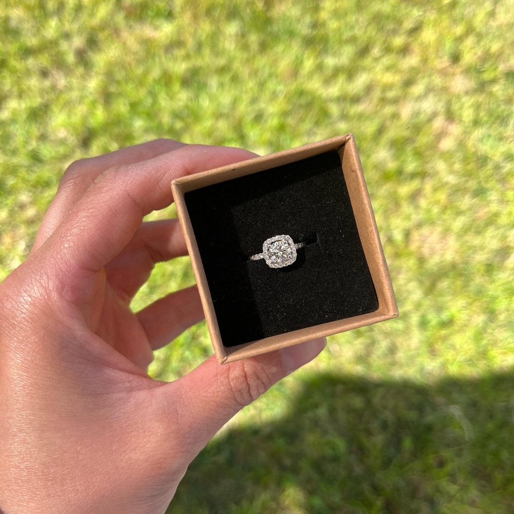 1.43 CT TW White Gold Engagement Ring ♡